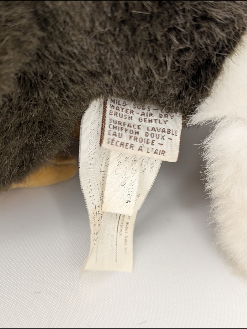 Vintage 1990 GUND Bald Eagle Plush – Rare Collectible - Picture 9 of 16